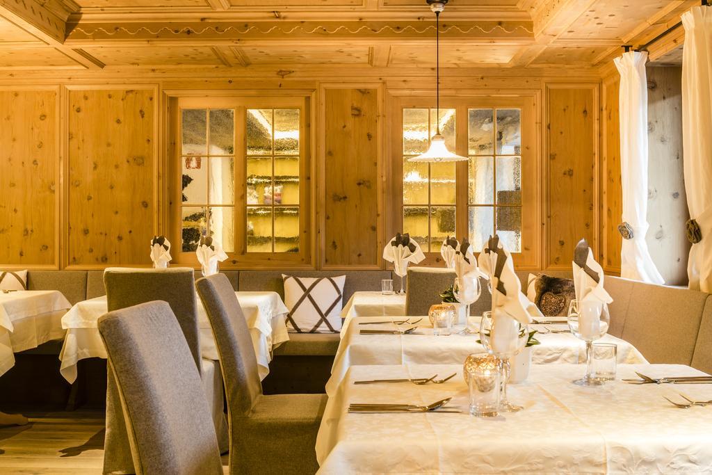 Alpin Hotel Sonnblick Perca Bagian luar foto